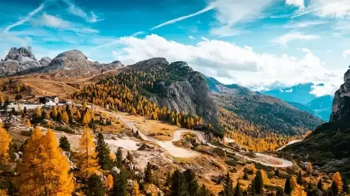 Autumn in the Italian Valley 4K Wallpaper