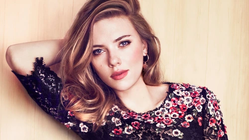 Scarlett Johansson 4K Wallpaper