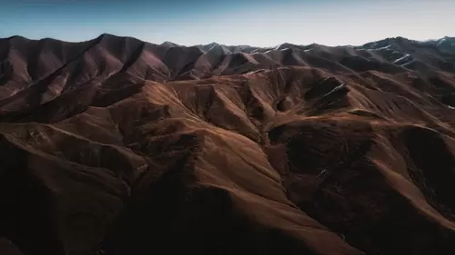 Desolate Mountains 4K Wallpaper