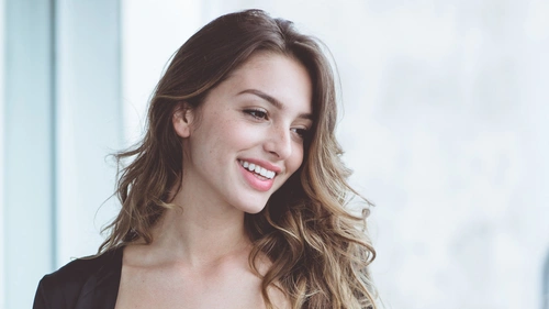 Celine Farach 4K Wallpaper