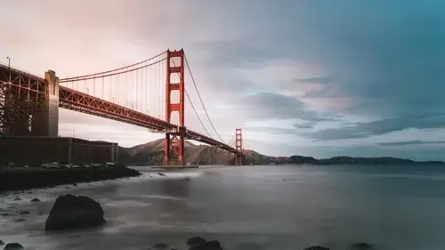 Famous Buildings: Golden Gate Bridge 4K Wallpaper